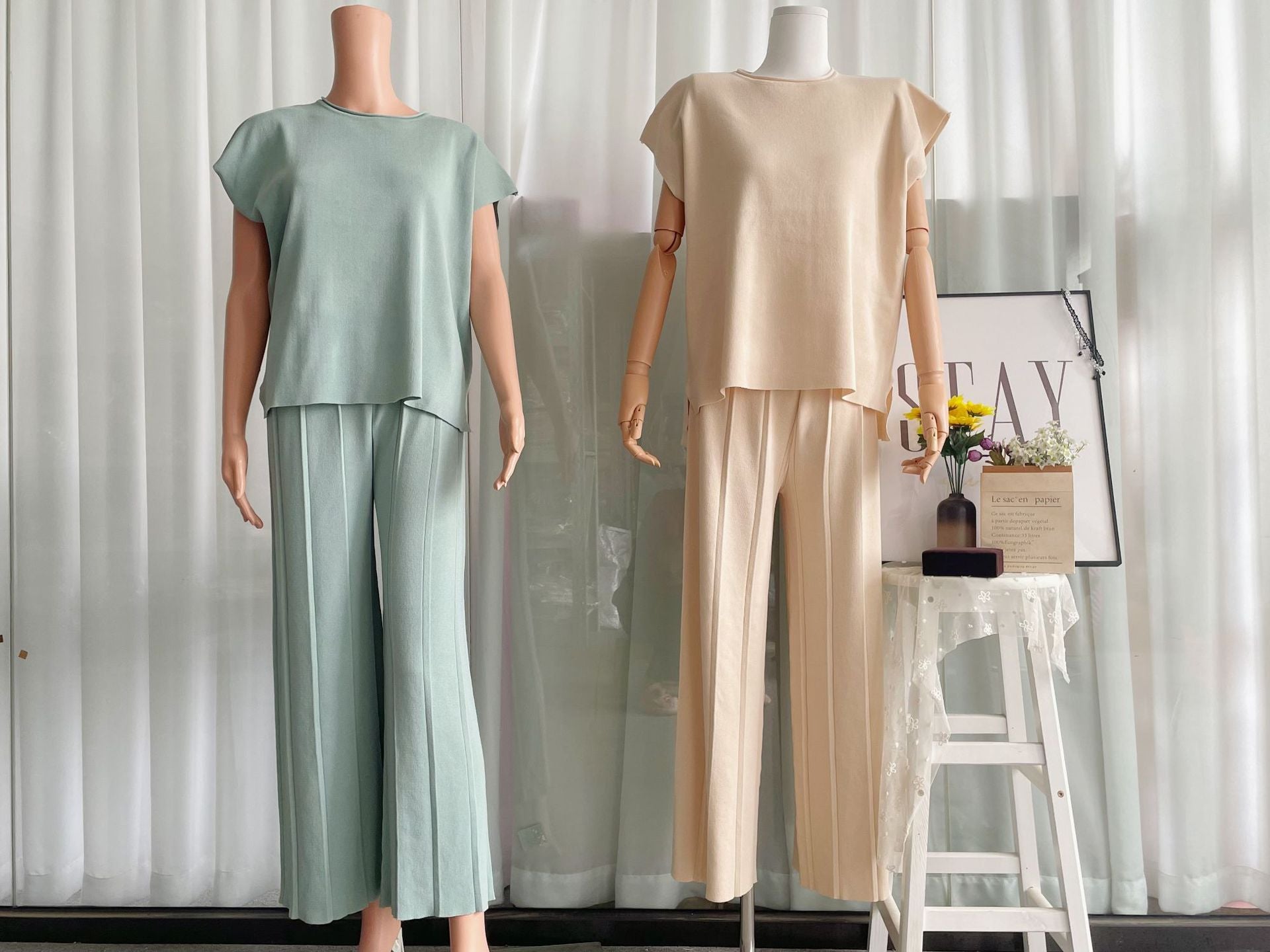 Solid Color Sleeveless Sweater Vest & Wide Leg Pants Sets