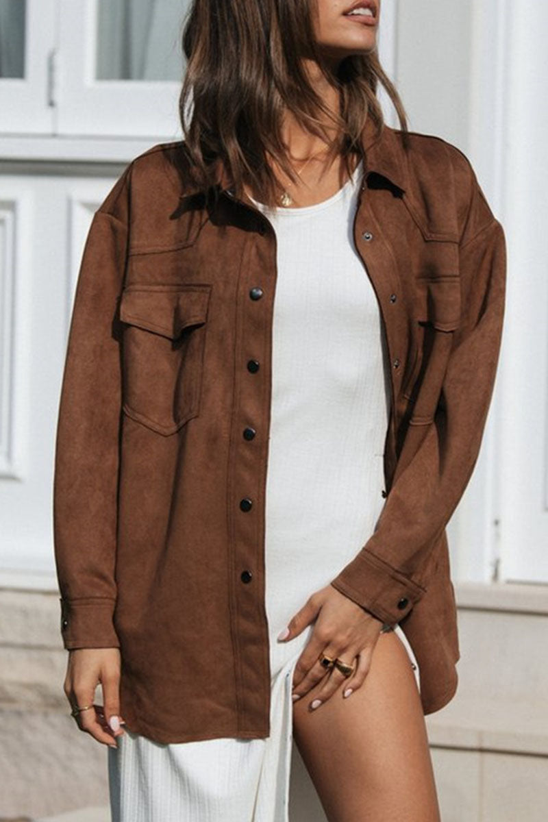 Vêtements d'extérieur décontractés et élégants, à col rabattu, à empiècements et à ourlets fendus.