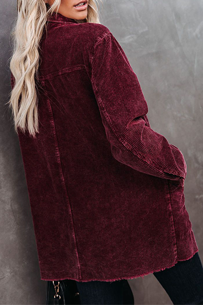 Vêtements d'extérieur décontractés, à poches, avec boucle et col montant.