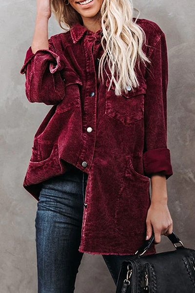 Vêtements d'extérieur décontractés, à poches, avec boucle et col montant.