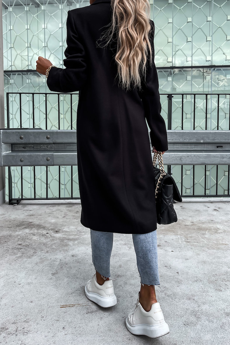 Vêtements d'extérieur à col rabattu, à motifs contrastés et unis, tendance.