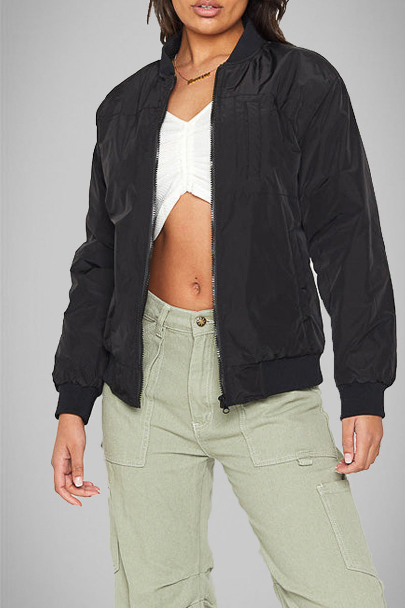 Vêtements d'extérieur unis à col en U, à fermeture éclair et poches, style streetwear.