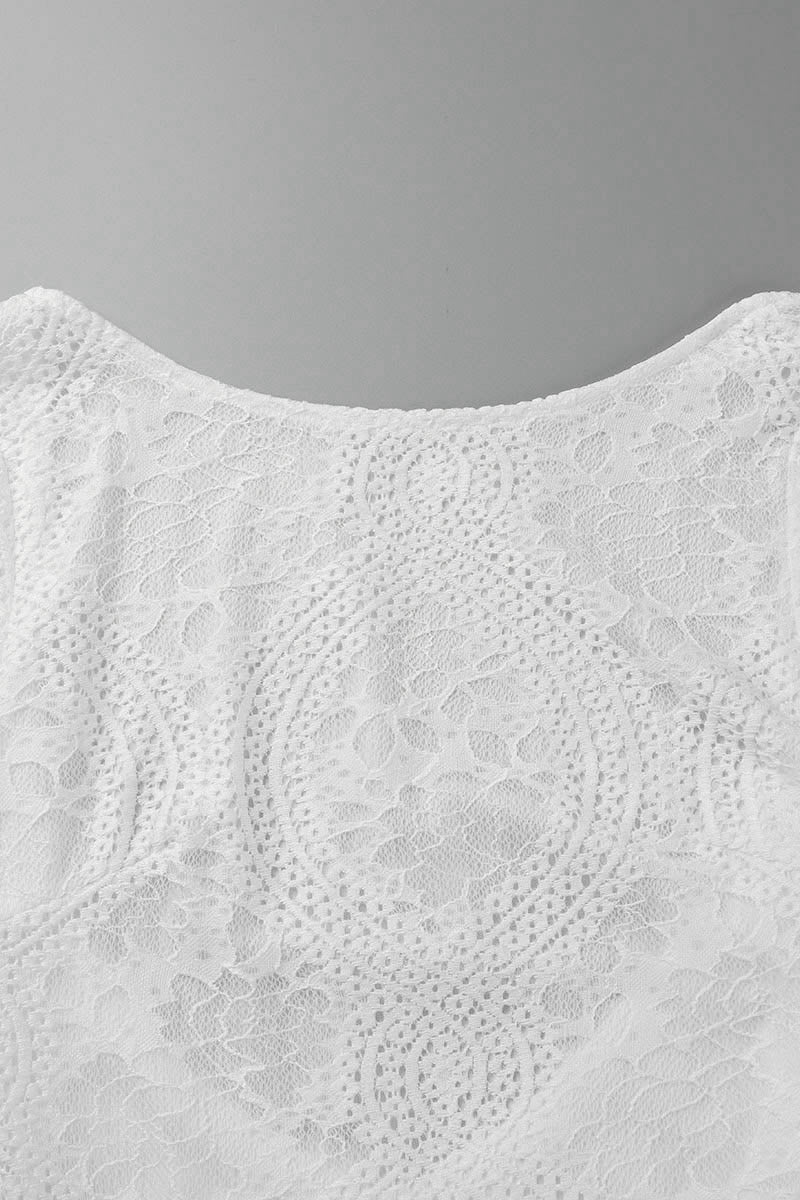 Robes longues à col rond, dos nu, en dentelle uni, mignonnes.