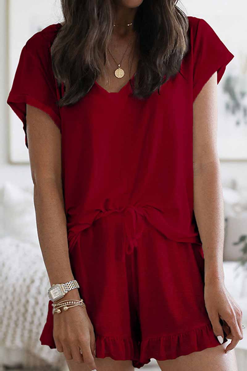 Ensemble deux pièces à manches courtes, col en V, patchwork uni, style streetwear.