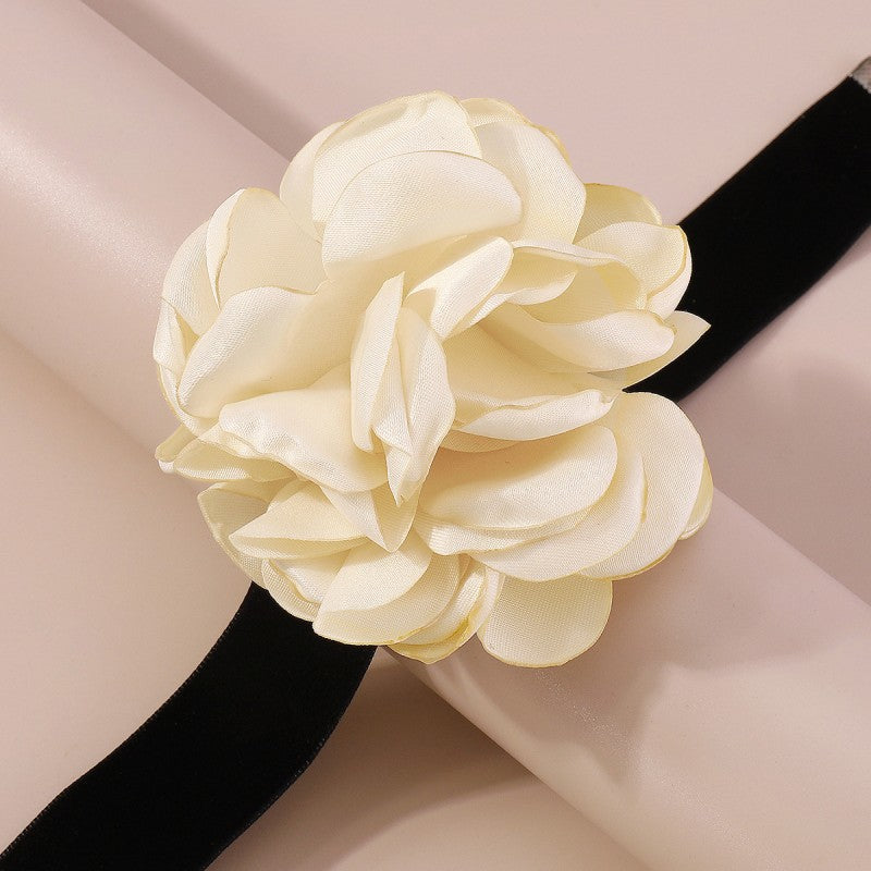 Colliers décontractés en patchwork géométrique