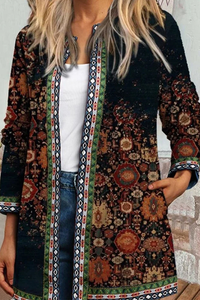 Vêtements d'extérieur décontractés à col rond avec poches et imprimé.