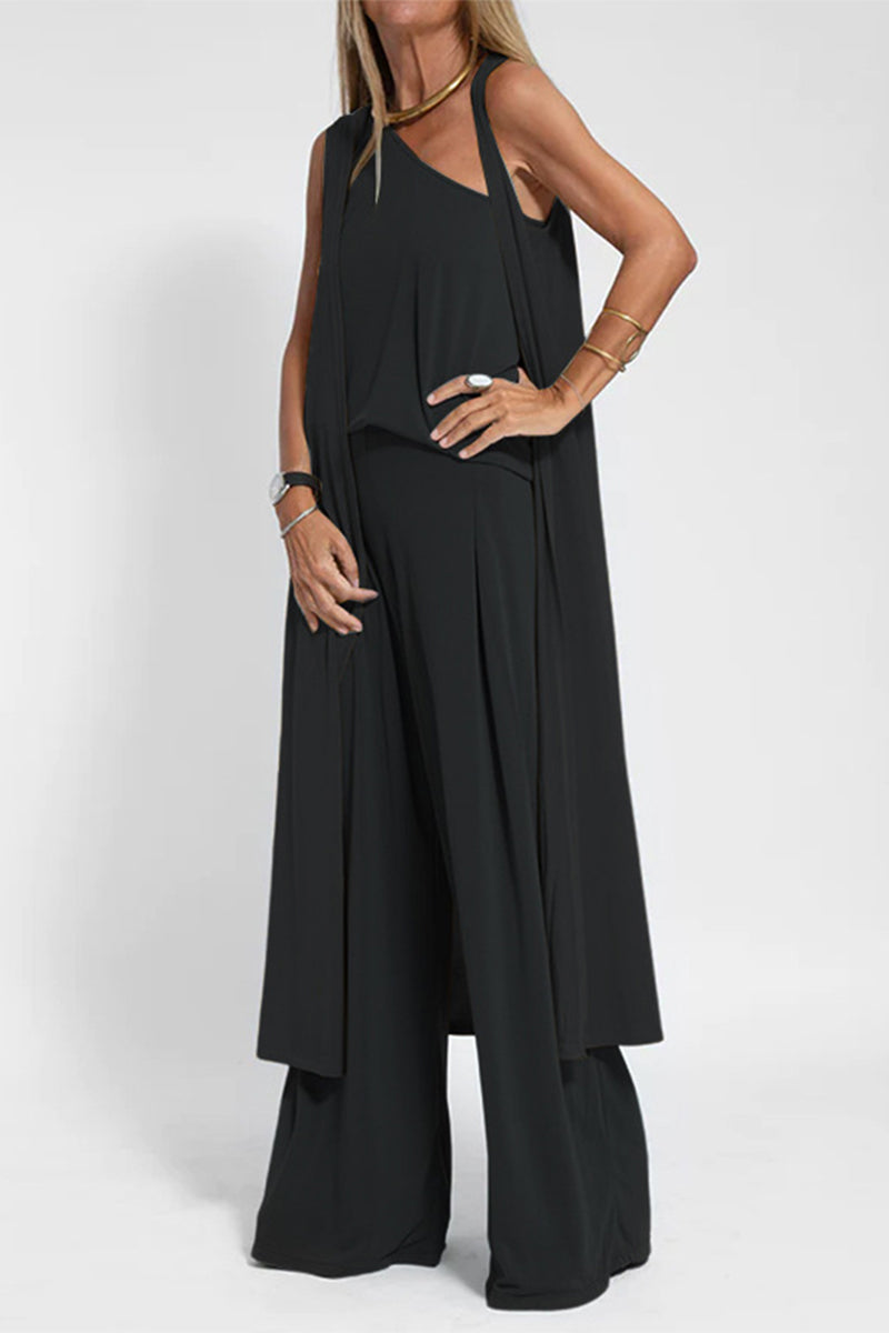 Ensemble trois pièces décontracté, col oblique, sans manches.