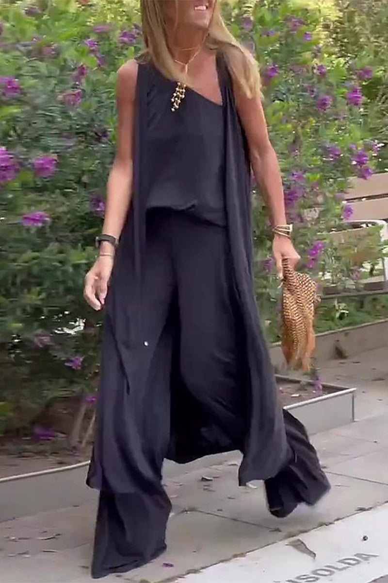 Ensemble trois pièces décontracté, col oblique, sans manches.