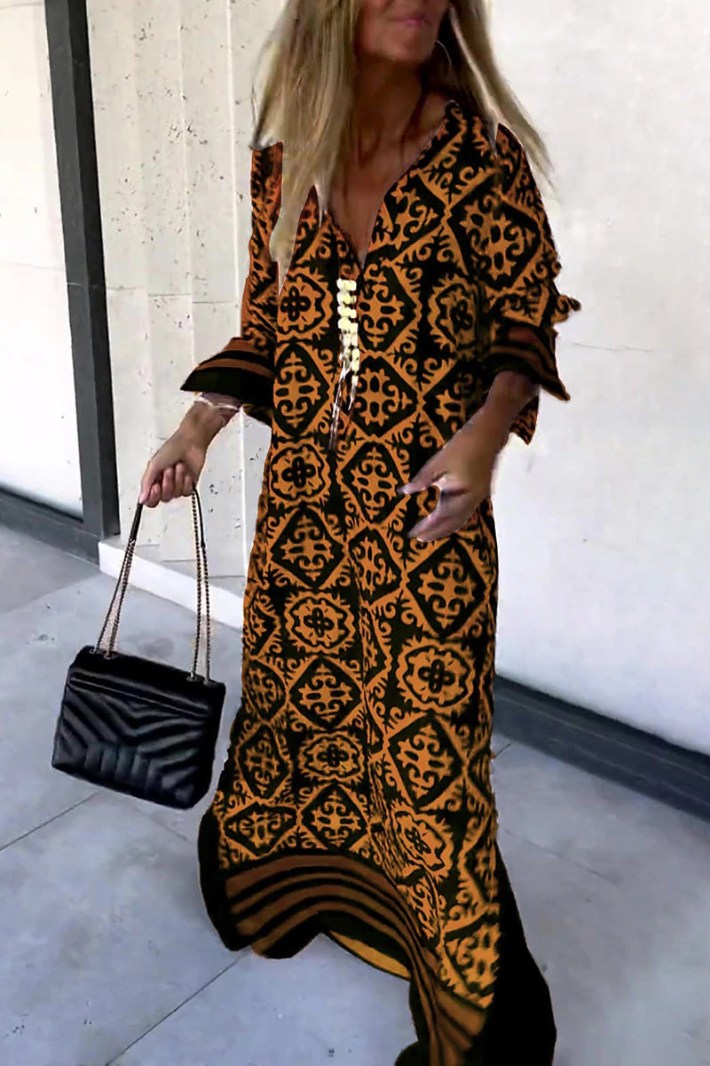 Robe imprimée à col en V contrastant, imprimé géométrique, style universitaire décontracté.