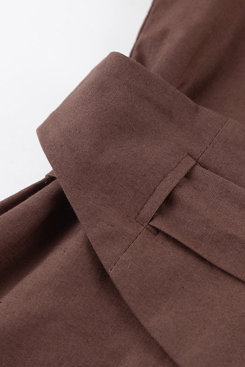 Robes élégantes de travail, en bandage uni, col montant, taille marquée et jupe.