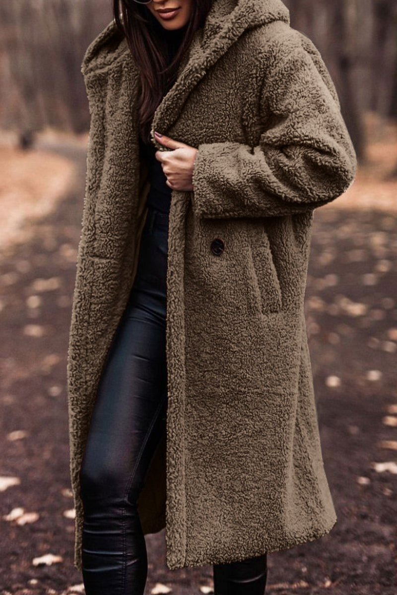 Vêtements d'extérieur élégants et décontractés, à capuche et avec poches.