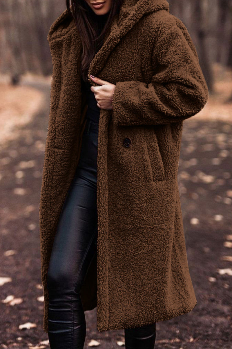 Vêtements d'extérieur élégants et décontractés, à capuche et avec poches.
