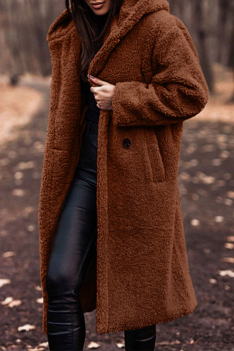 Vêtements d'extérieur élégants et décontractés, à capuche et avec poches.