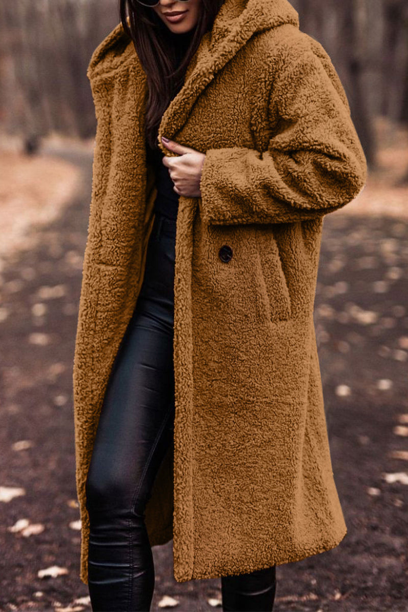 Vêtements d'extérieur élégants et décontractés, à capuche et avec poches.