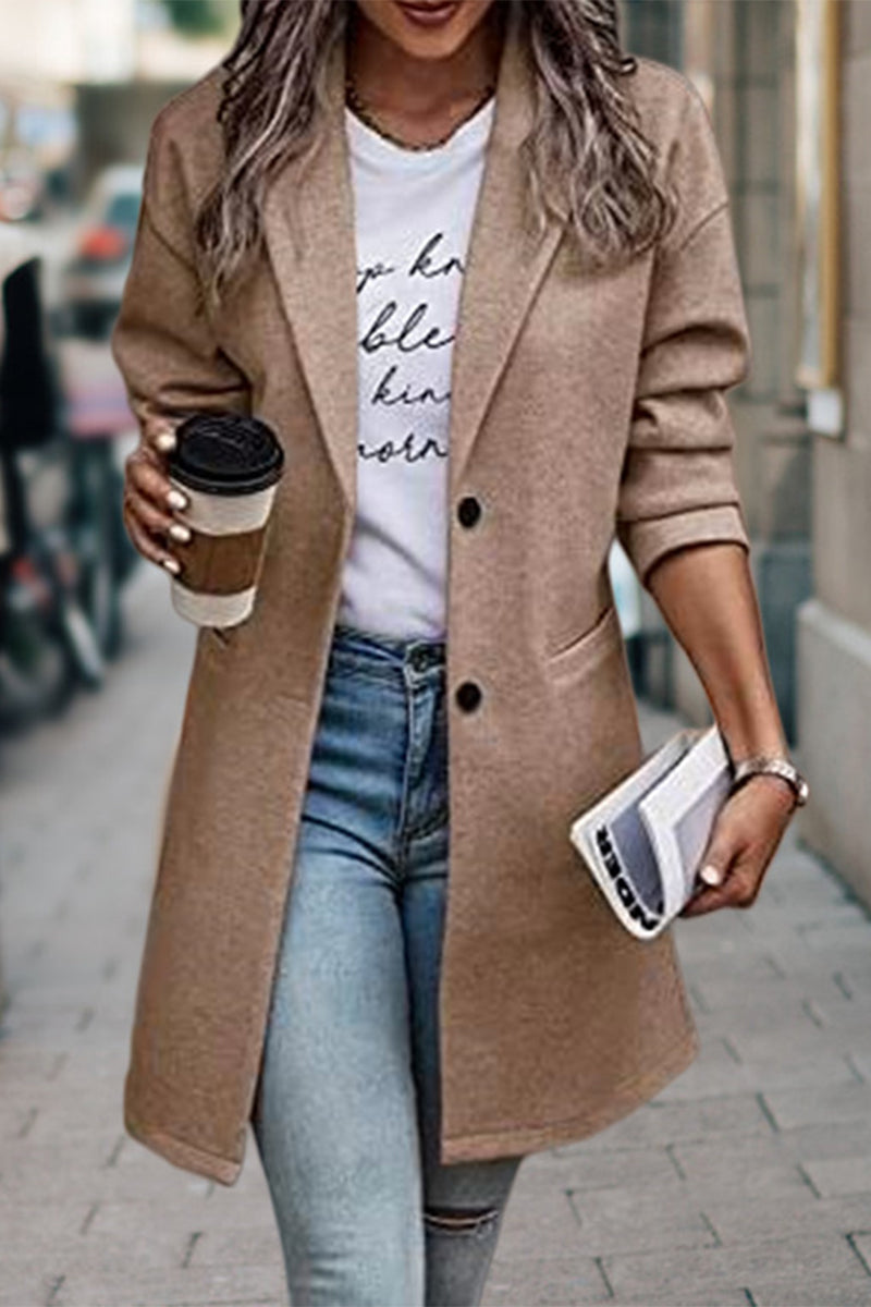 Vêtements d'extérieur de style britannique décontracté, à poches, avec col montant et boutons.