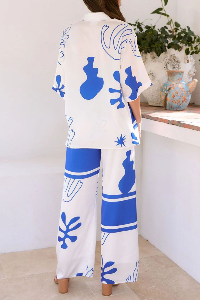 Ensemble deux pièces décontracté quotidien à imprimé géométrique, col boutonné et manches courtes.