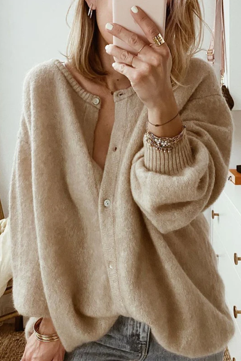 Cardigan uni, col châle, vêtement d'extérieur tendance.