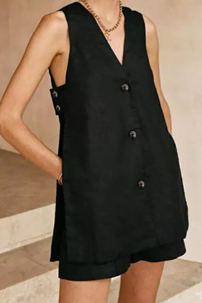 Ensemble deux pièces décontracté, style britannique, sans manches, avec poches, col en V et boucle.