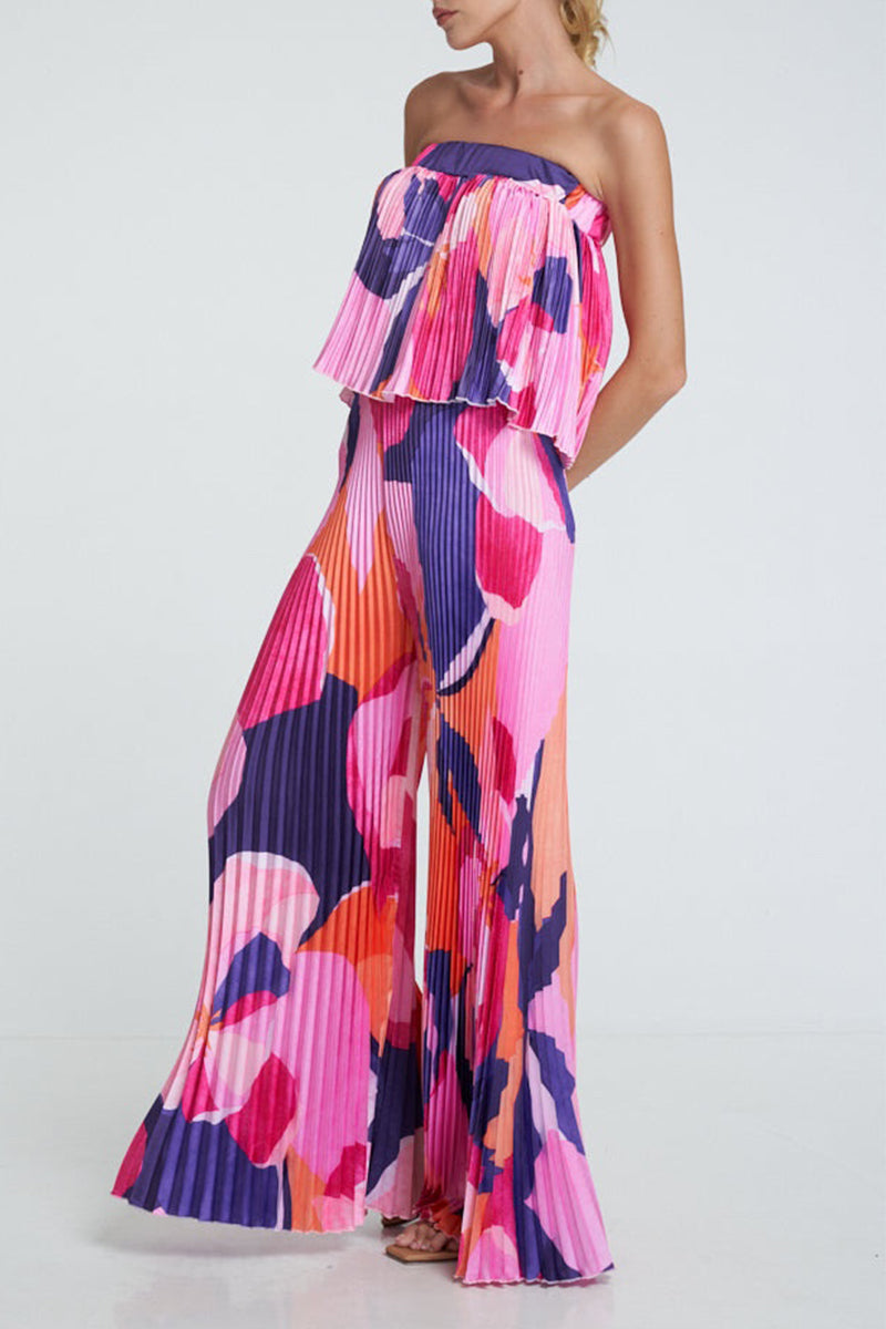 Ensemble deux pièces sans bretelles et sans manches, à plis et à blocs de couleurs, style streetwear.