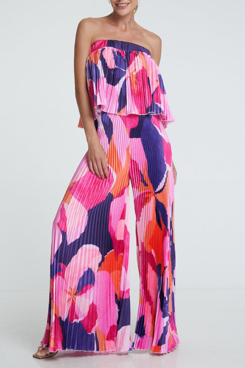 Ensemble deux pièces sans bretelles et sans manches, à plis et à blocs de couleurs, style streetwear.