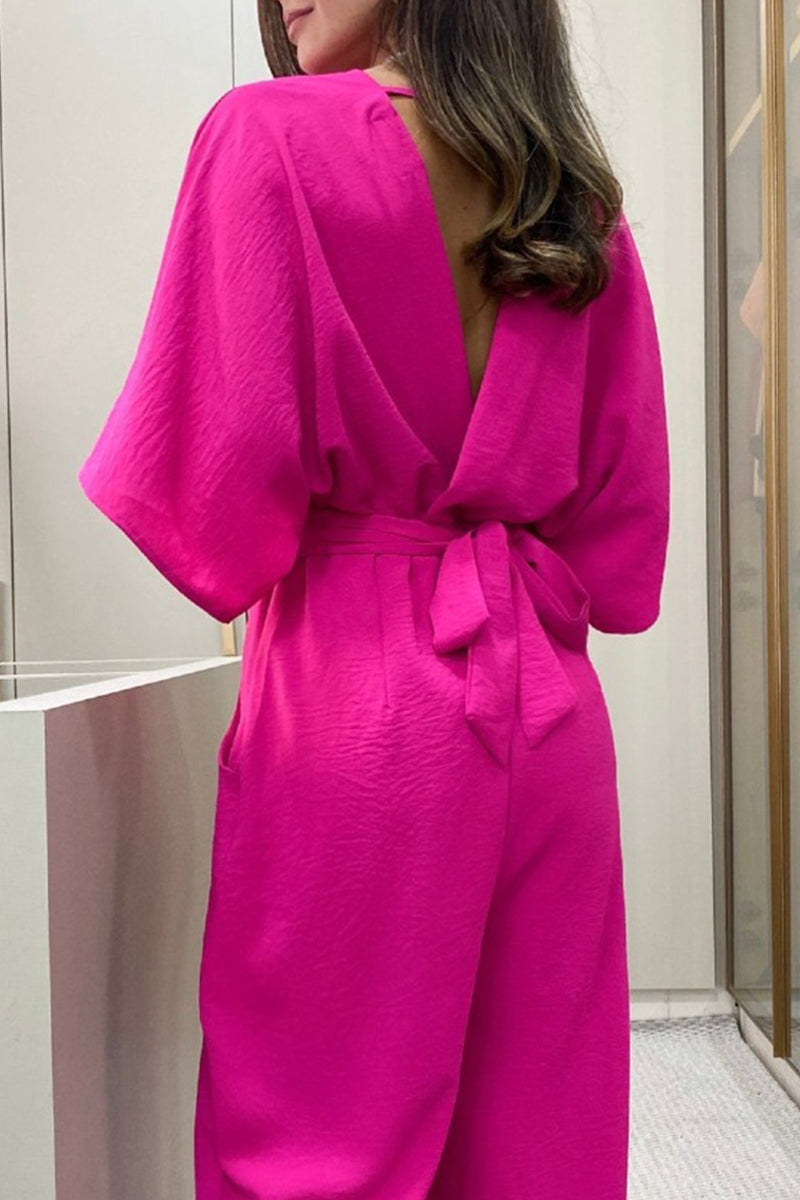 Combinaisons amples, décolleté en V, dos nu, élégantes et unies.