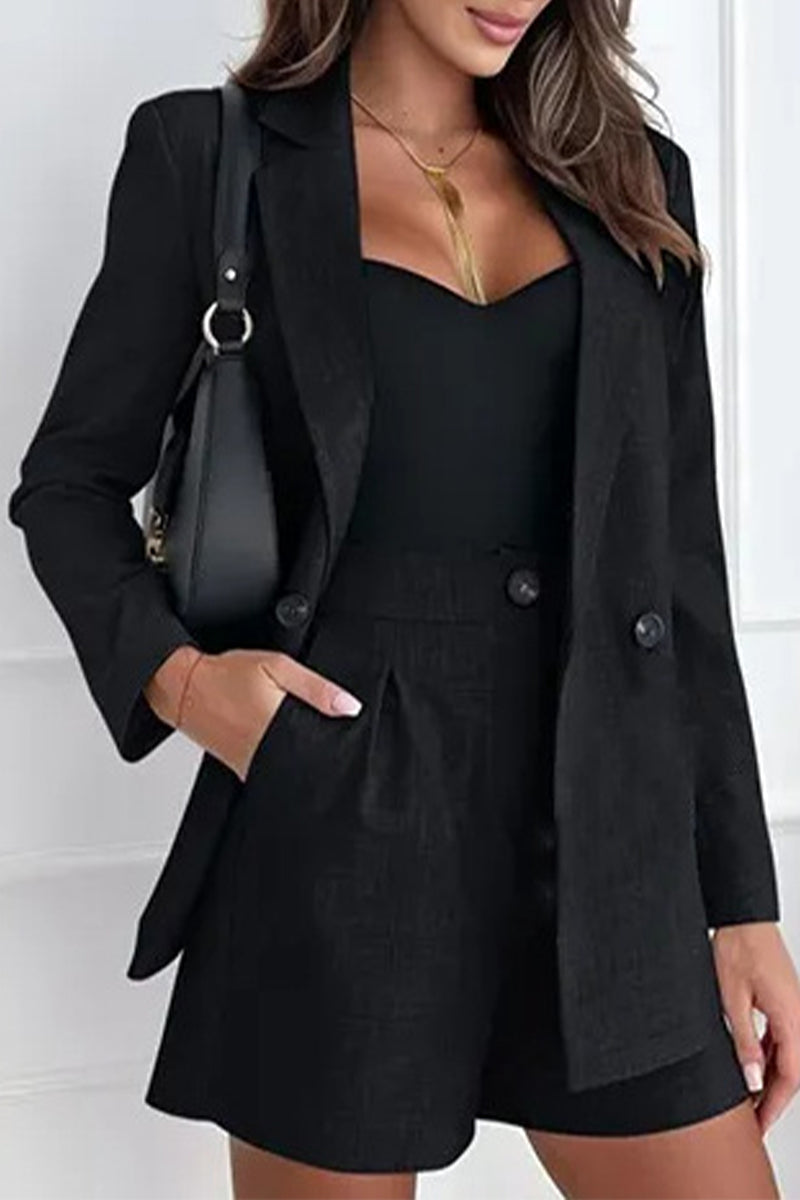 Ensemble deux pièces décontracté, style britannique, boutons de poche, col montant, manches longues.