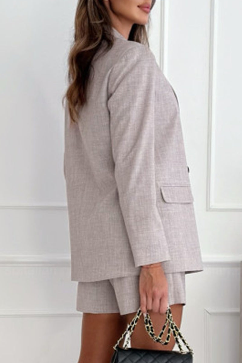 Ensemble deux pièces décontracté, style britannique, boutons de poche, col montant, manches longues.