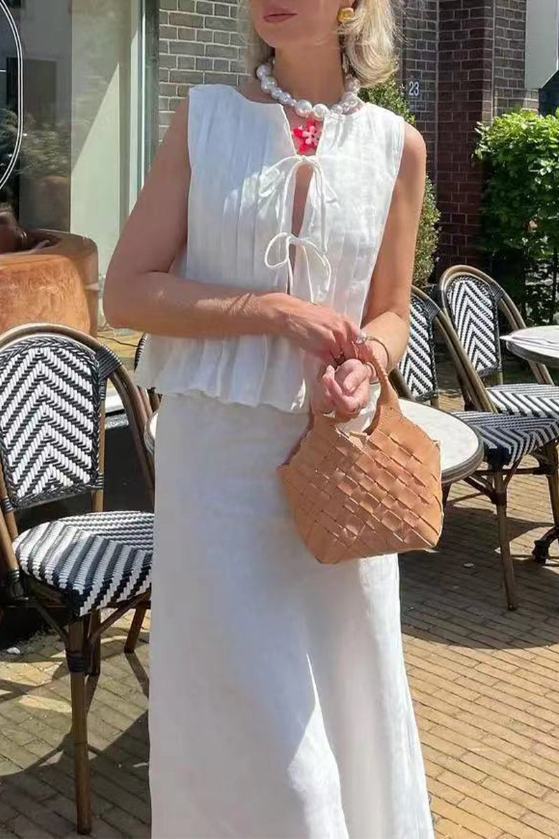 Ensemble deux pièces décontracté, quotidien, à lacets, avec col rond et sans manches.