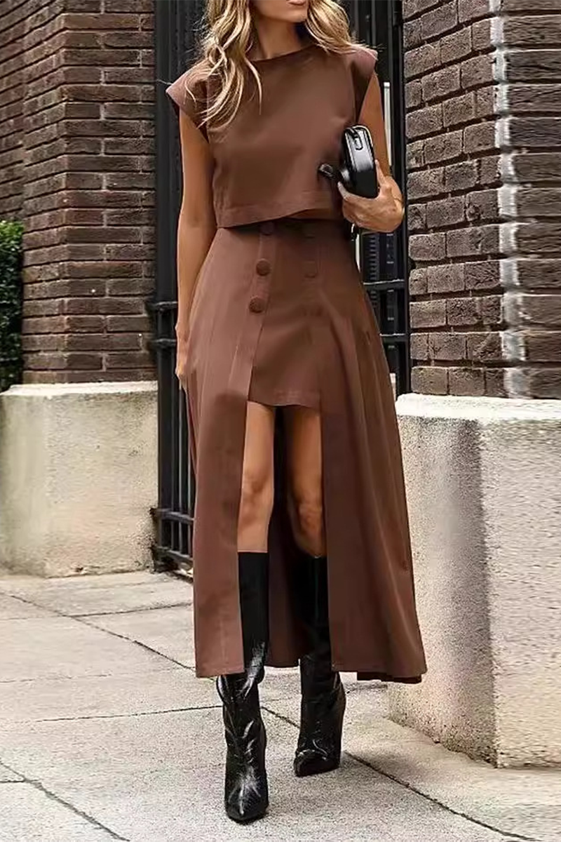 Ensemble deux pièces élégant et décontracté, uni, à boutons, col rond, manches courtes.