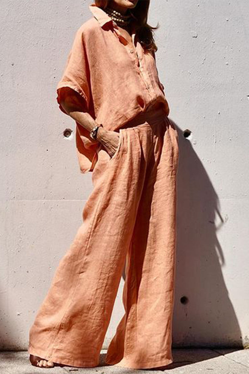 Ensemble deux pièces décontracté, uni, à manches courtes, avec col montant et poches.