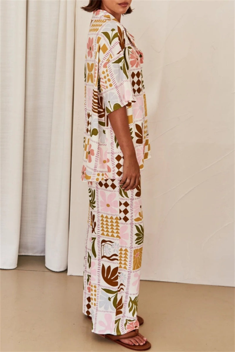 Ensemble deux pièces décontracté à imprimé floral, col montant basique, manches courtes.