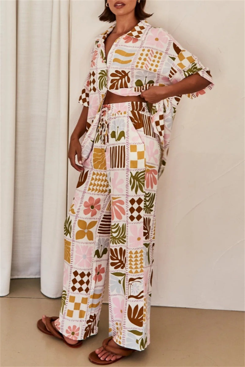 Ensemble deux pièces décontracté à imprimé floral, col montant basique, manches courtes.