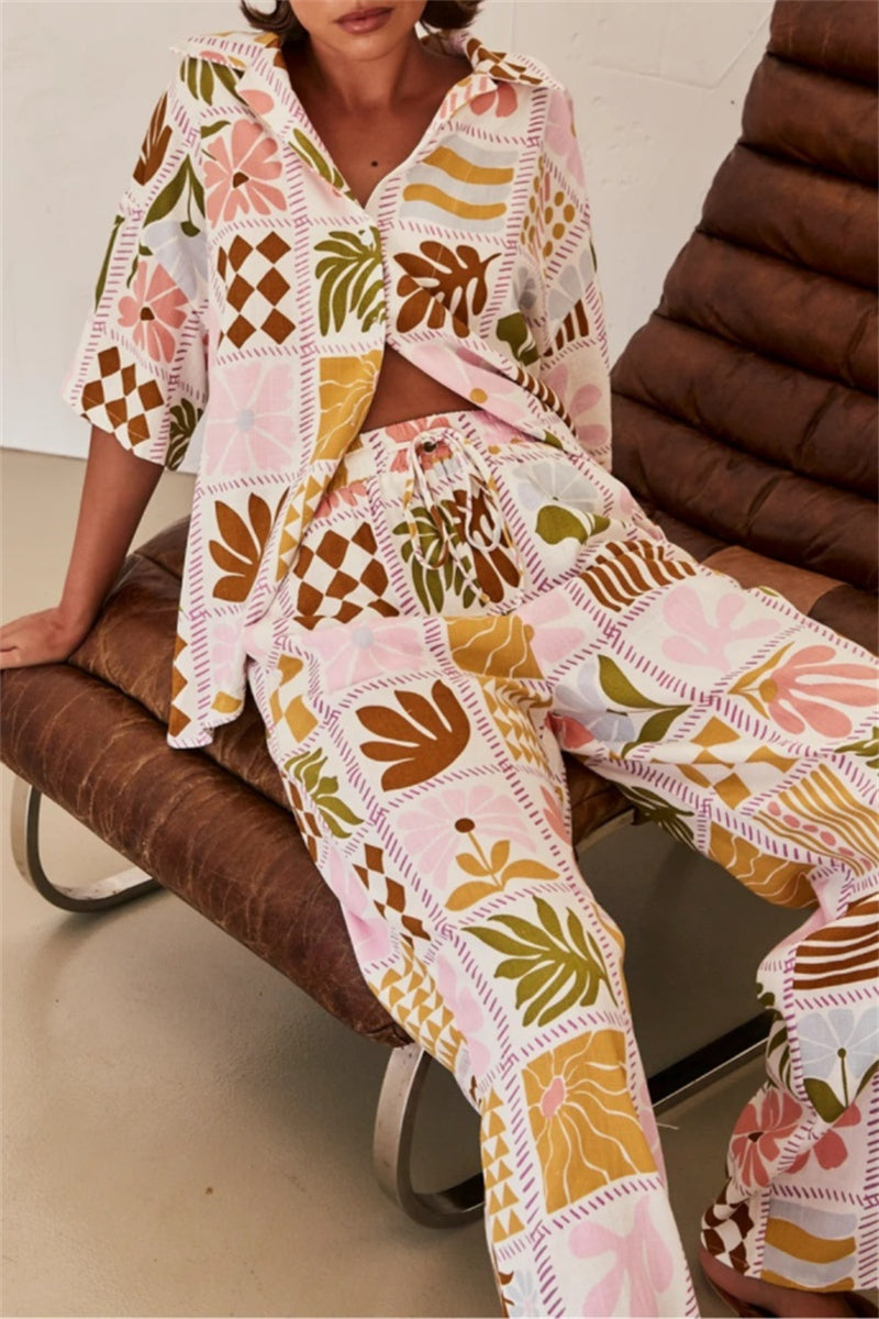 Ensemble deux pièces décontracté à imprimé floral, col montant basique, manches courtes.