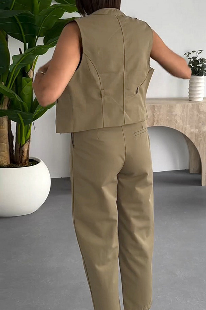 Tenue décontractée, couleur unie, sans ceinture, col mandarin, sans manches, deux pièces.