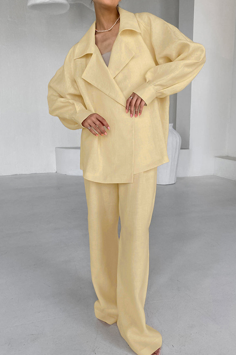 Tenue décontractée, couleur unie, poches, lacets, col montant, manches longues, deux pièces.