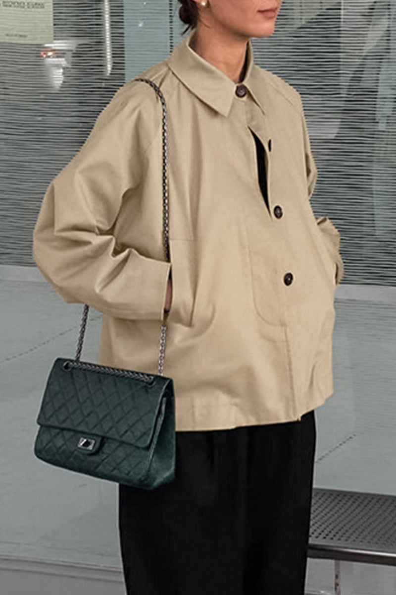 Vêtements d'extérieur décontractés, unis, avec poches, boutons et col montant.