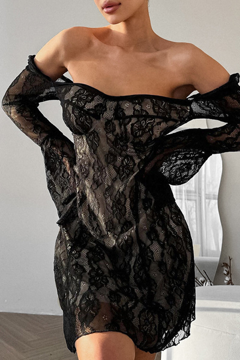 Sexy Spitzenkleid mit quadratischem Ausschnitt