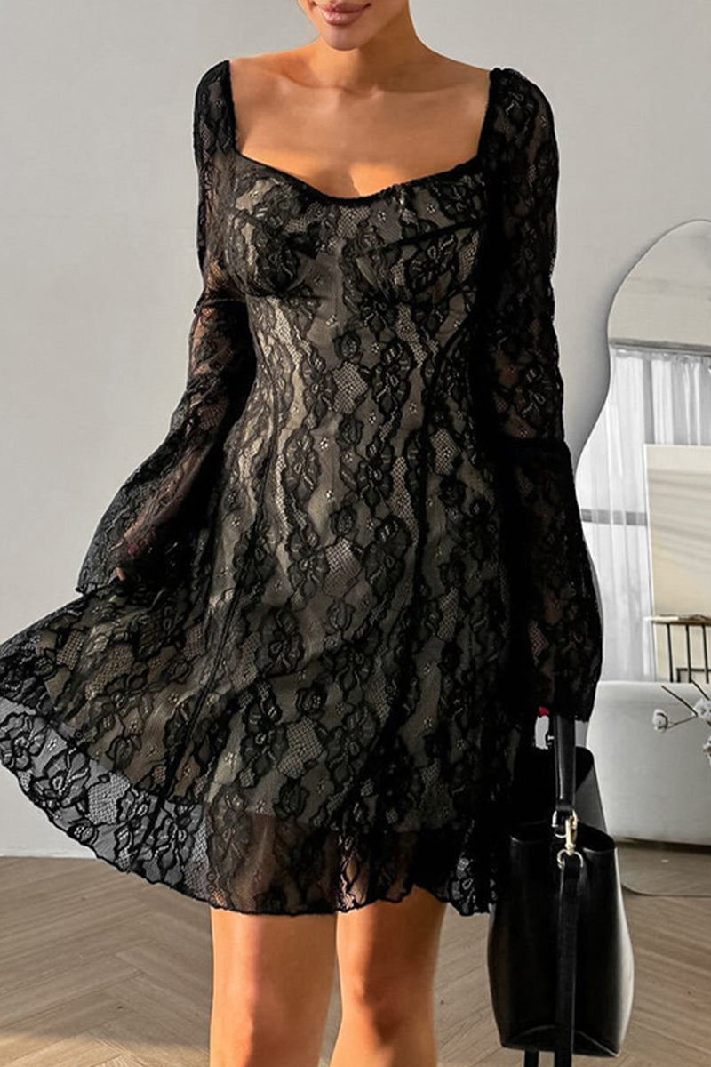 Sexy Spitzenkleid mit quadratischem Ausschnitt