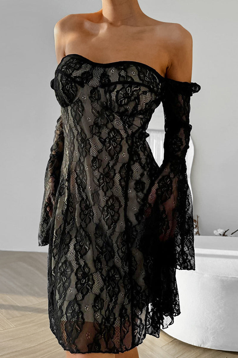 Sexy Spitzenkleid mit quadratischem Ausschnitt