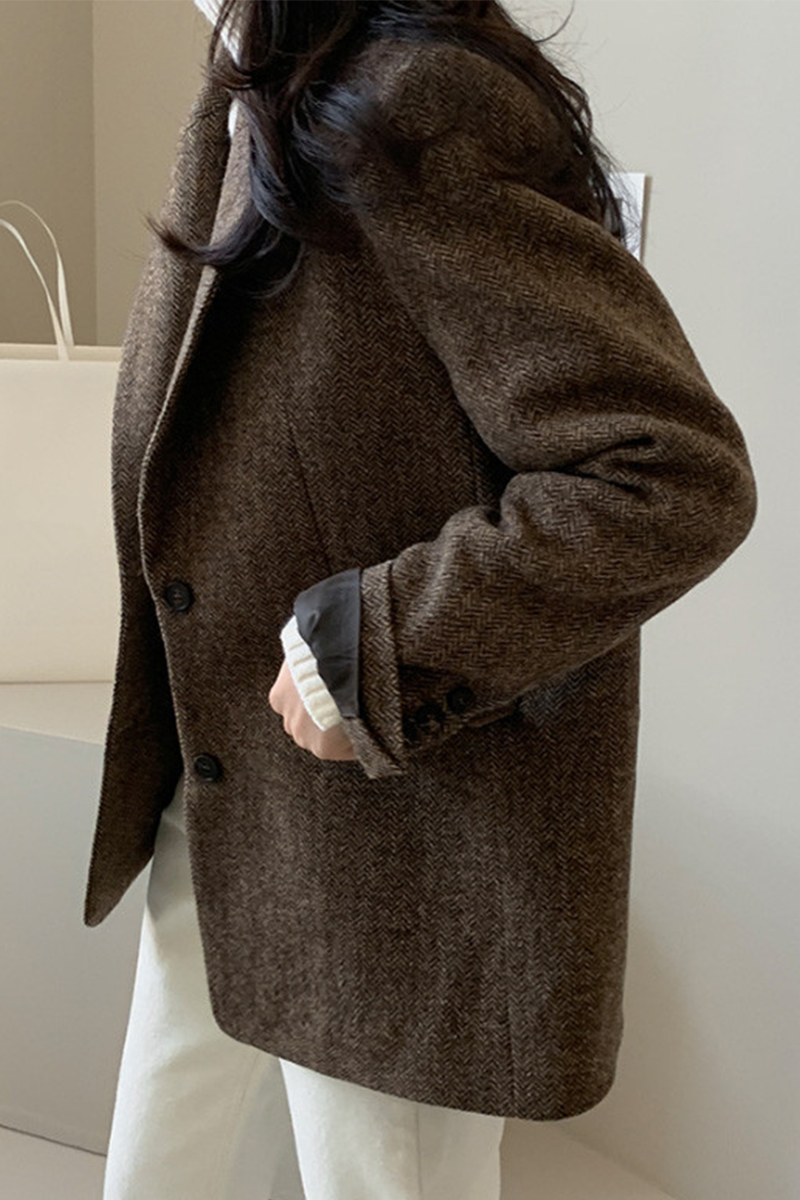 Vêtements d'extérieur décontractés à boutons, col montant.