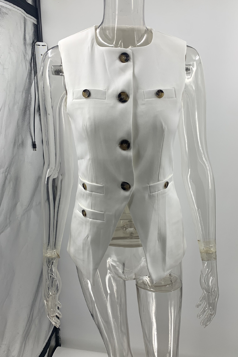 Gilets décontractés à boutons, col rond et fente.