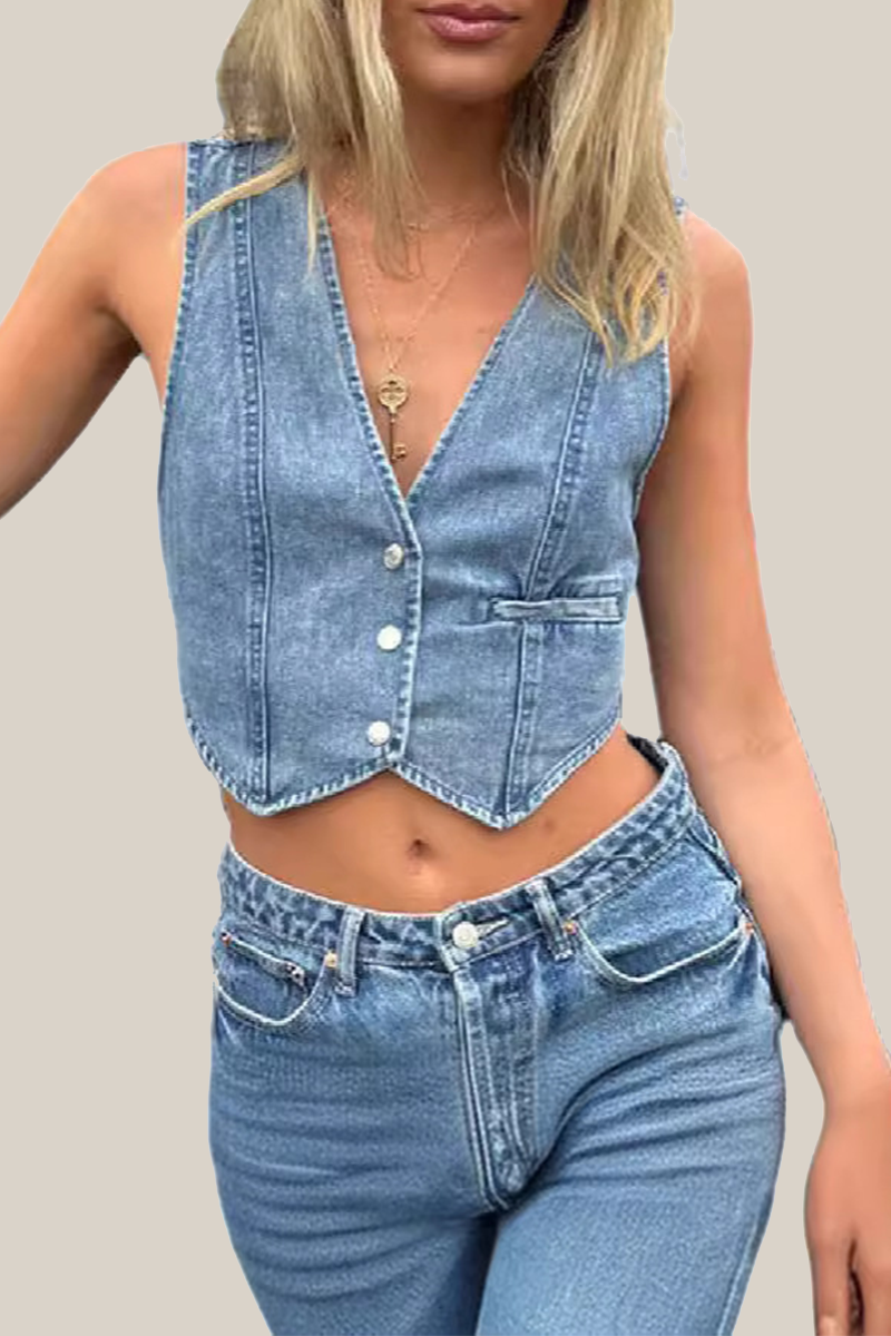 Vêtements d'extérieur décontractés, style streetwear, avec boutons et col en V, effet usé.