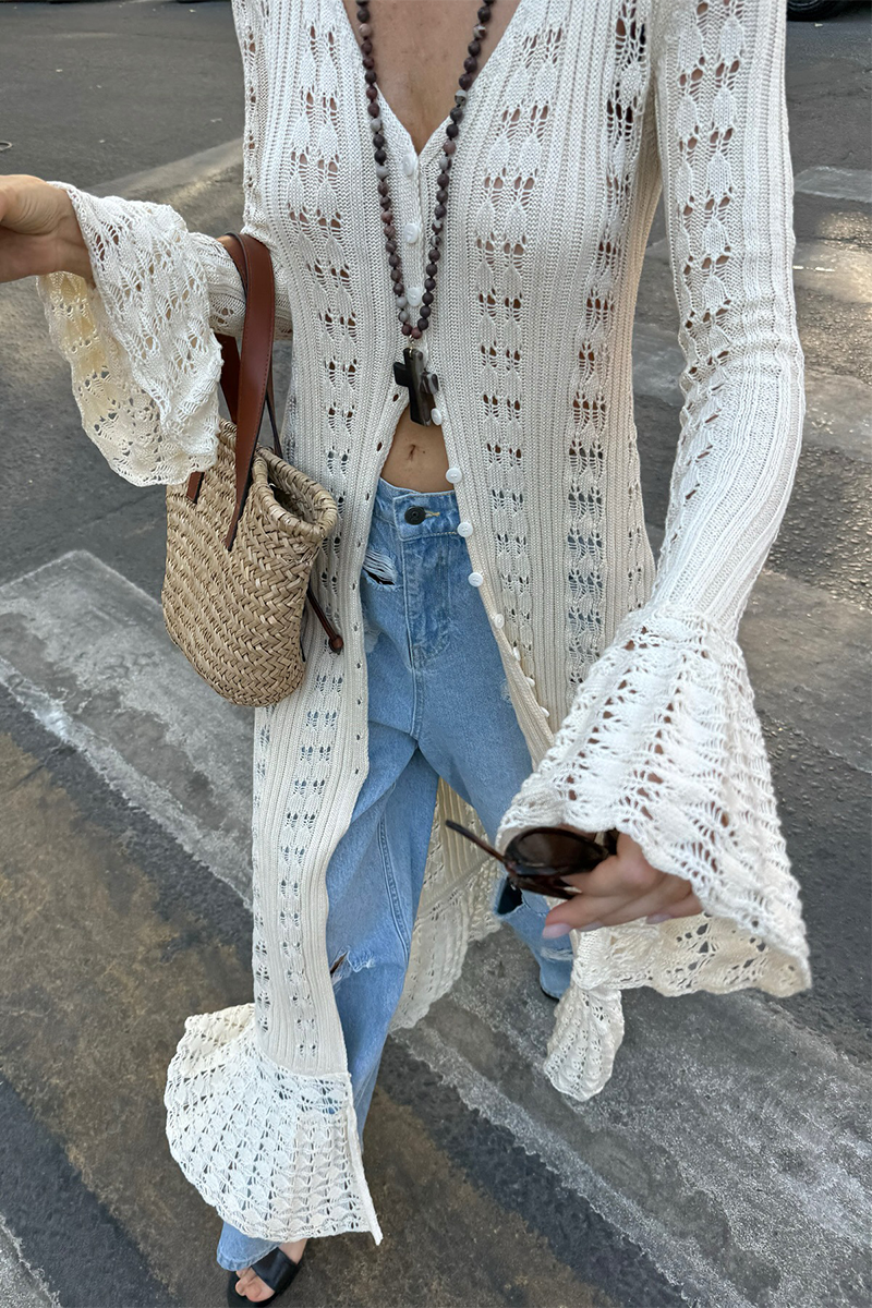 Vêtements d'extérieur sexy à col en V, avec volants et boutons découpés.