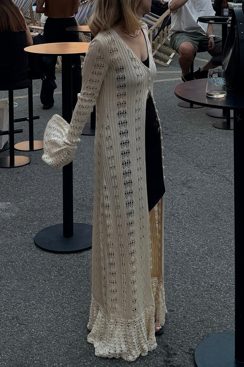 Vêtements d'extérieur sexy à col en V, avec volants et boutons découpés.