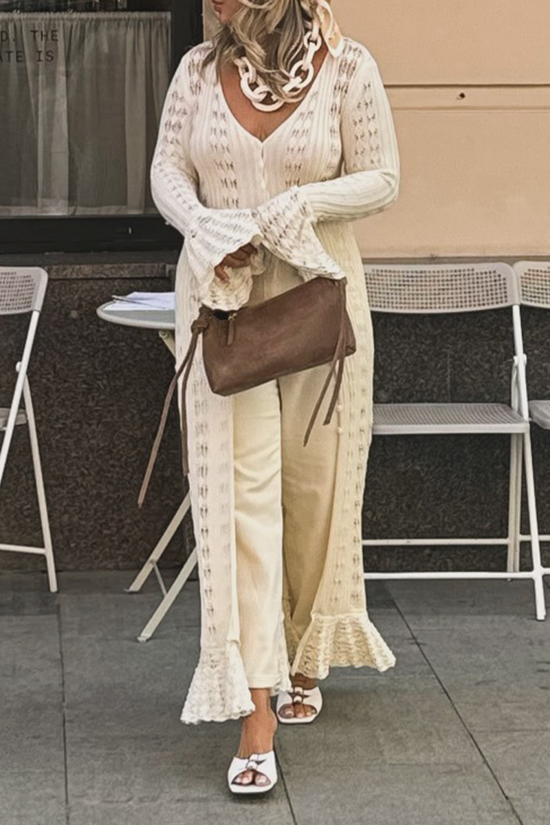 Vêtements d'extérieur sexy à col en V, avec volants et boutons découpés.