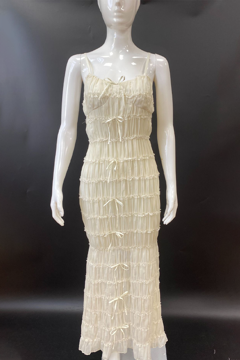 Robes sexy dos nu, à col en V, à bretelles et à volants.