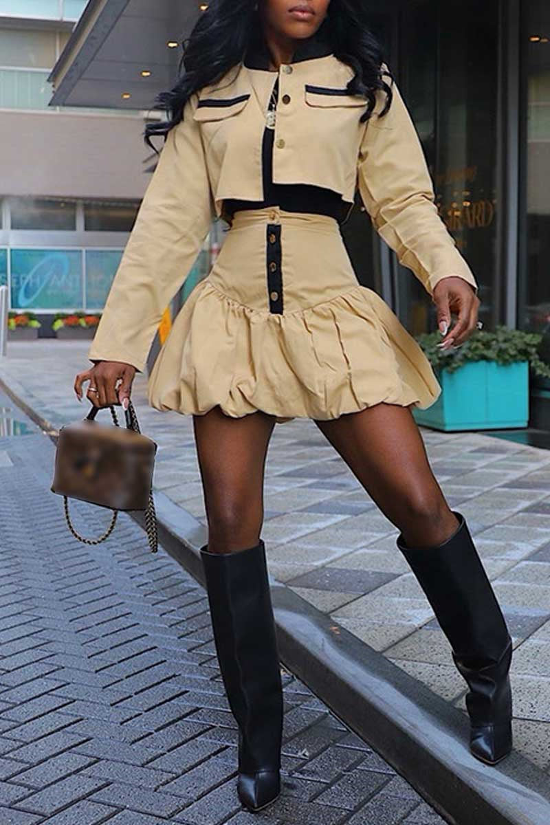 Ensemble deux pièces à manches longues, style décontracté, avec boutons et patchwork.