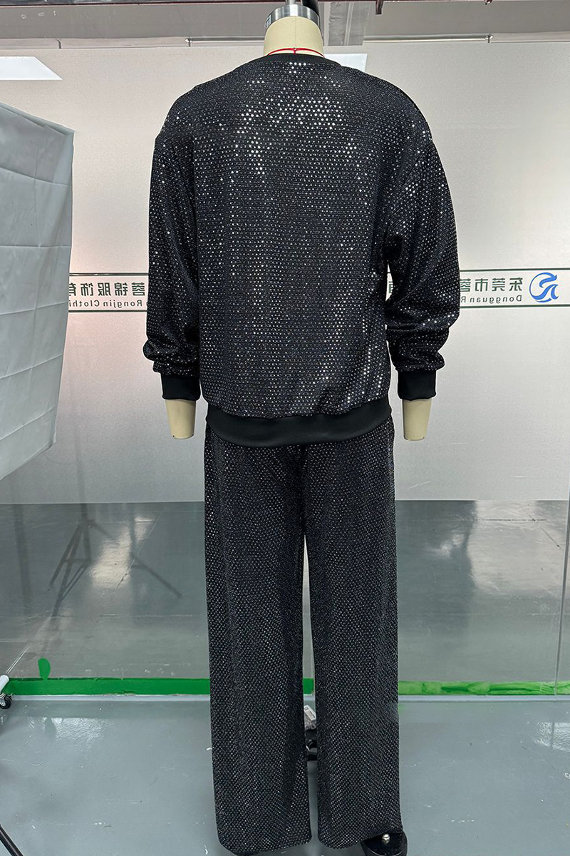 Ensemble deux pièces décontracté à manches longues, col rond, poches et paillettes, avec cordon de serrage.