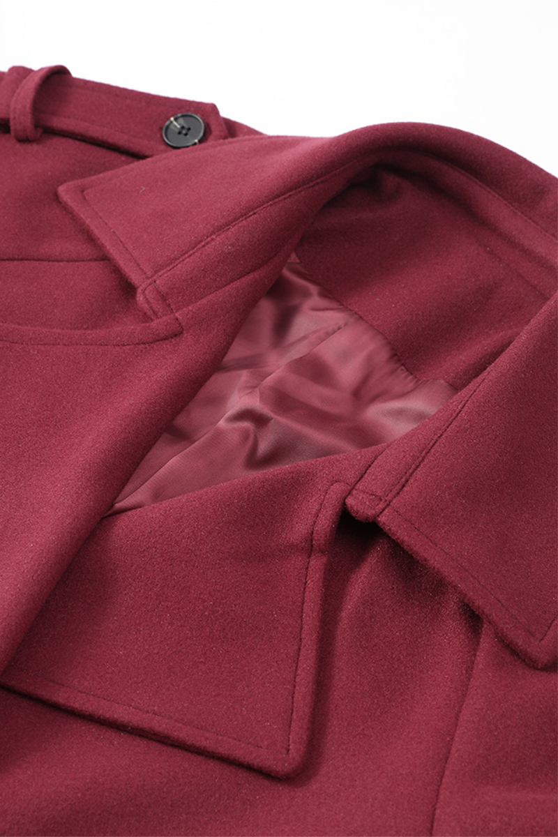 Vêtements d'extérieur décontractés, style streetwear, avec poches, lacets, boutons et col montant.