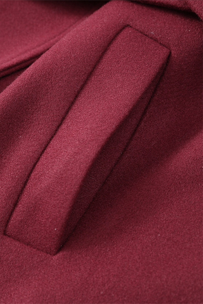 Vêtements d'extérieur décontractés, style streetwear, avec poches, lacets, boutons et col montant.